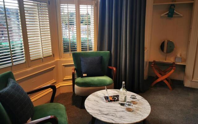 The Balerno Inn