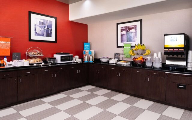 Hampton Inn Laplace