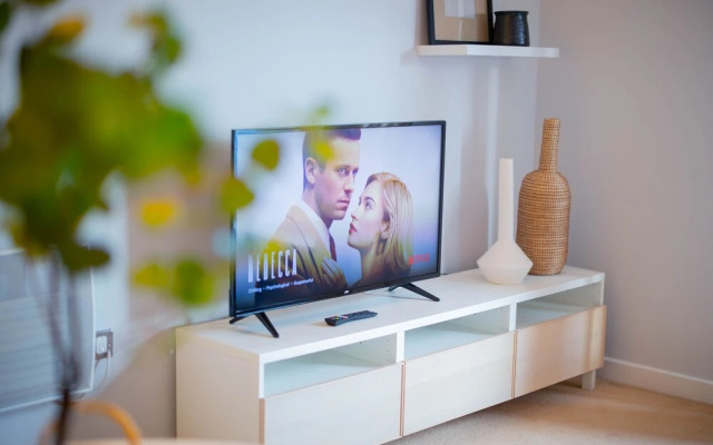 Nest Easy - Alpha House