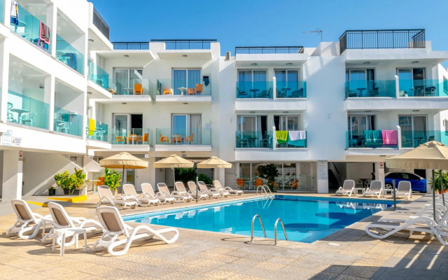 A. Maos Hotel Apartments