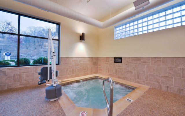 McKnight Hotel