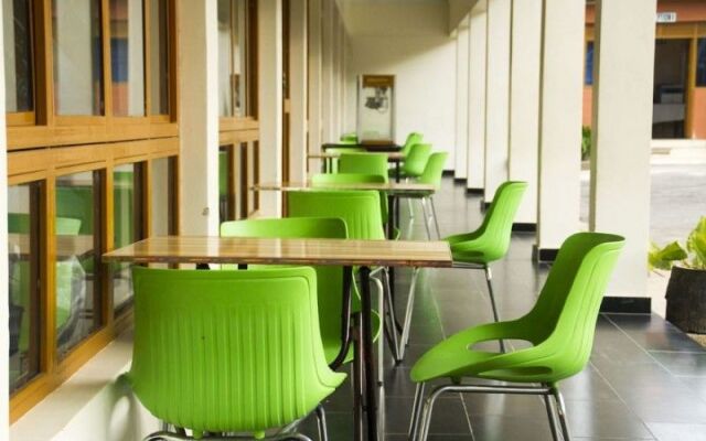 Satellite Holiday Resort