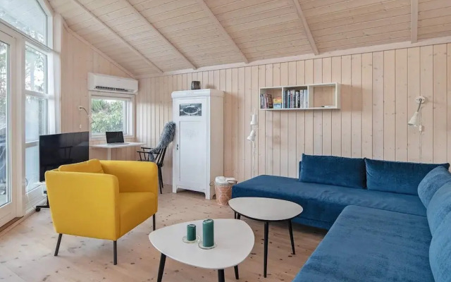 6 Person Holiday Home in Vaeggerlose-by Traum