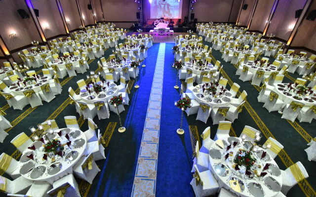 Azka Restaurant