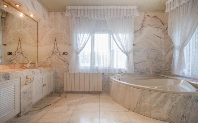 Bfa 1 - Casa Con Piscina, Pista De Tenis, Jardin,