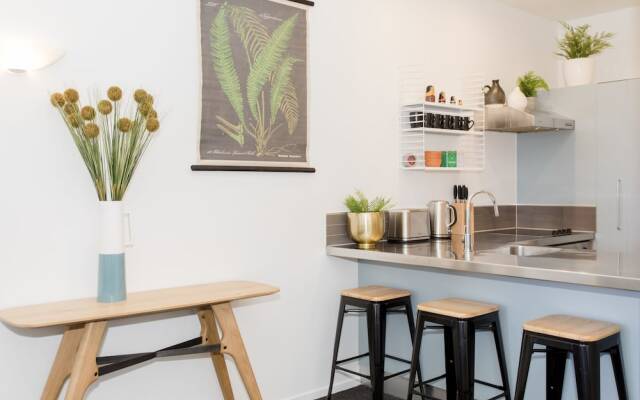 TOWNY - Urban Loft - Two Bedrooms