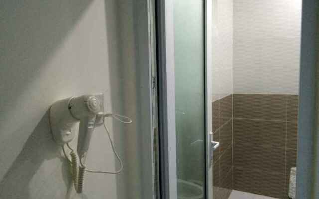 Cam Tu Cau - 27 Le Hong Phong Hotel