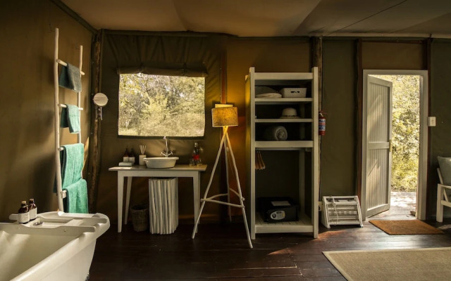 Ngama Tented Safari Lodge