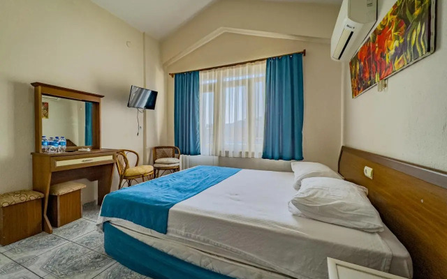 Sazak Otel