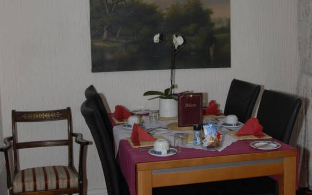 Marlborough House Hotel