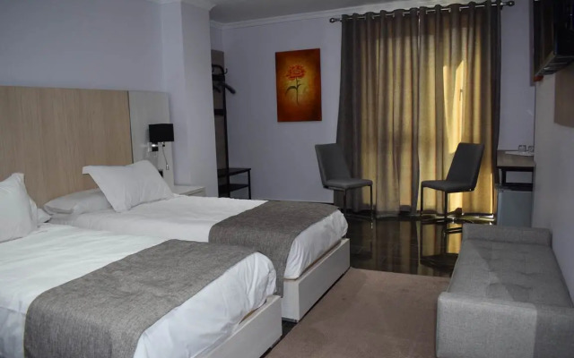 Hôtel Zinou zm