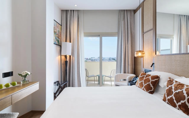 Leonardo Boutique Hotel Larnaca