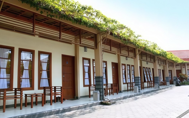 Grand Cepu Hotel