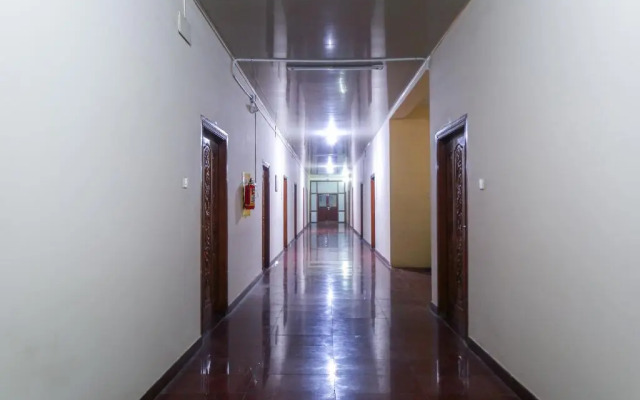 Hotel Shashva Park by OYO Rooms