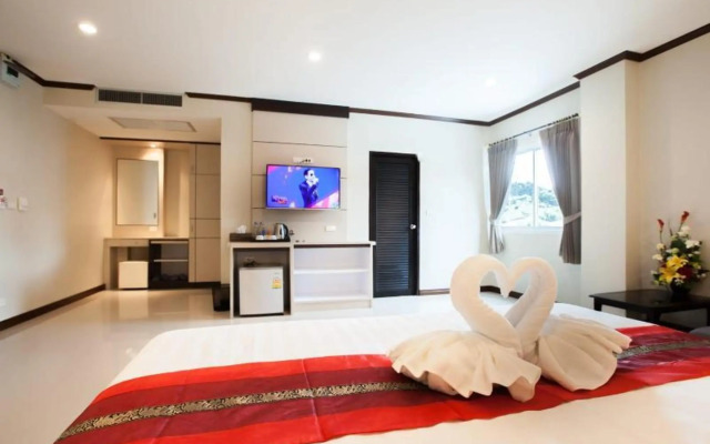 Pranee Beach Bungalows