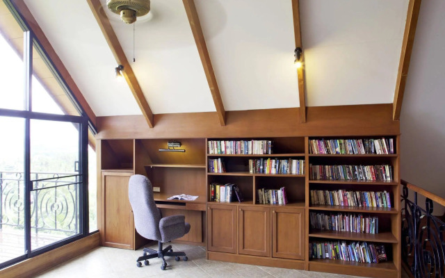 Thara Bayview Villa
