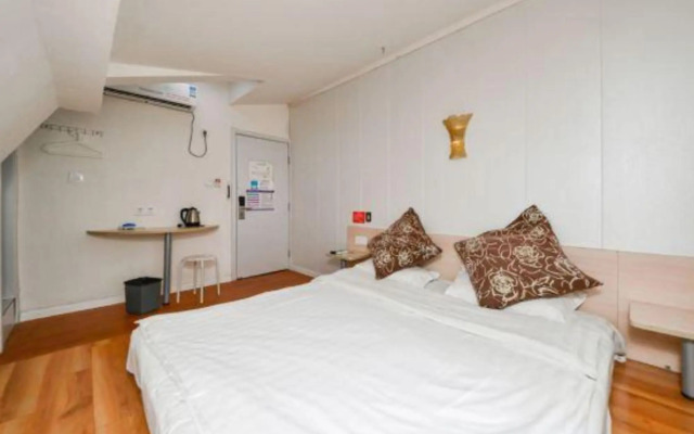 K155 hotel chain (Shanghai University Town store）)