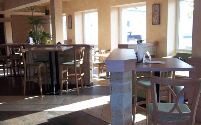 Penzion a restaurace Blatenský dvůr