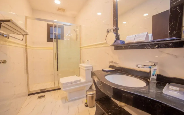 Diamond First Operation and Management Guest House Hotel