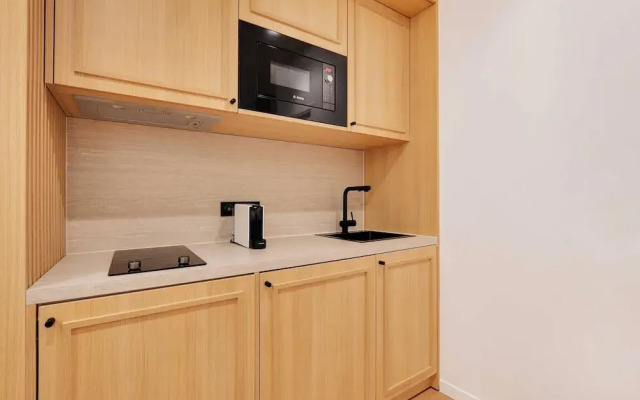 Authentic Apartment - 3br/6p - Moulin Rouge