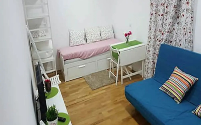 Mc Yolo Apartamento Museo Reina I