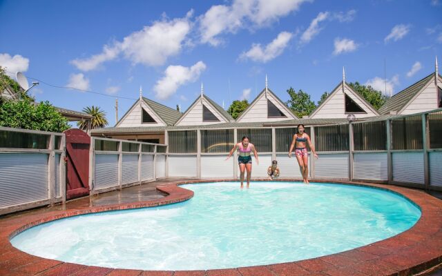 Bulls Motel & Holiday Park