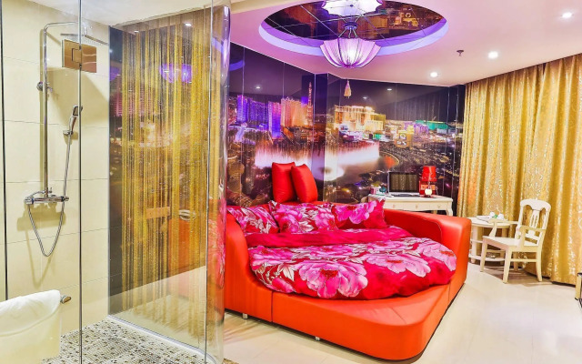 Liyang Vegas Theme Hotel