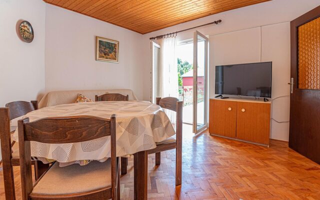 Amazing Home in Jadrija With Wifi and 2 Bedrooms