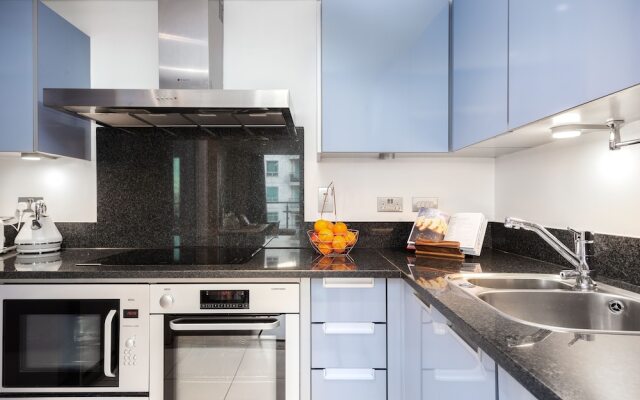 St. George Wharf Serviced Apartments by TheSquare
