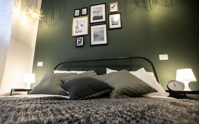 Home Hotel - Paruta 65