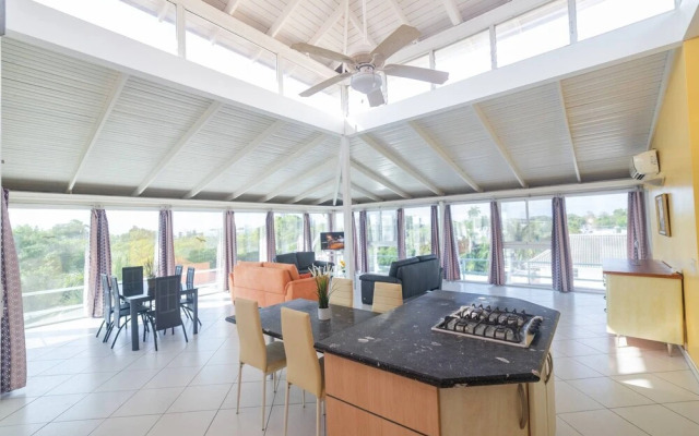 Plaza Achim Penthouse, 300m From Beach!