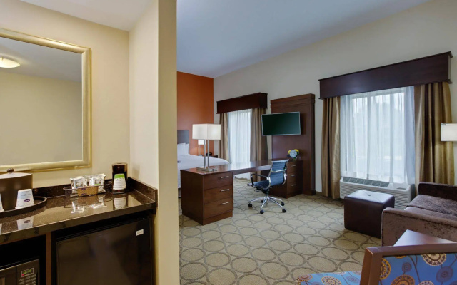 Hampton Inn & Suites Philadelphia/Bensalem