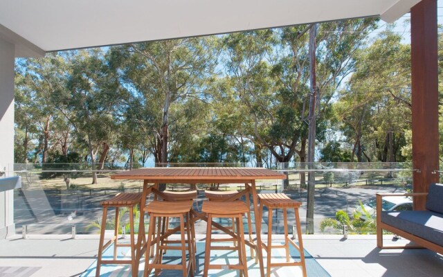 The Seahorse, 137 Government Road