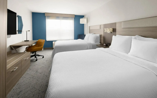 Holiday Inn Express & Suites Wyomissing by IHG