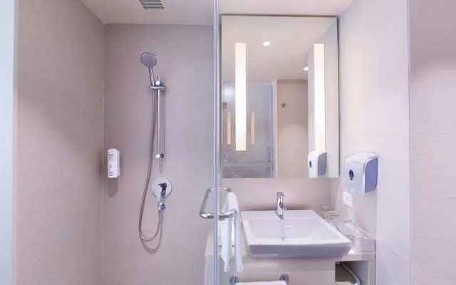 Fairfield by Marriott Chennai Mahindra World City