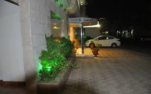 OYO 588 Sho’ab Jeddah Suites