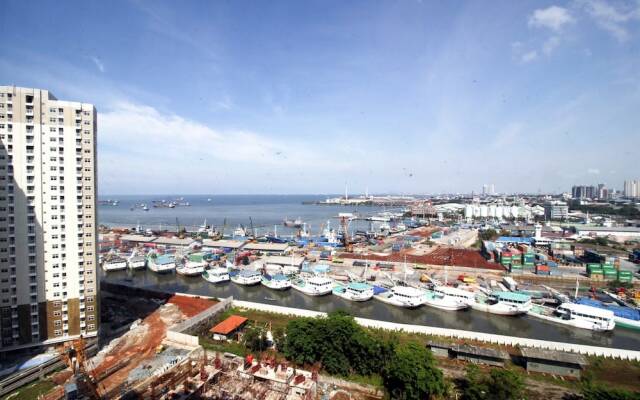 Amazing Pluit Apartment