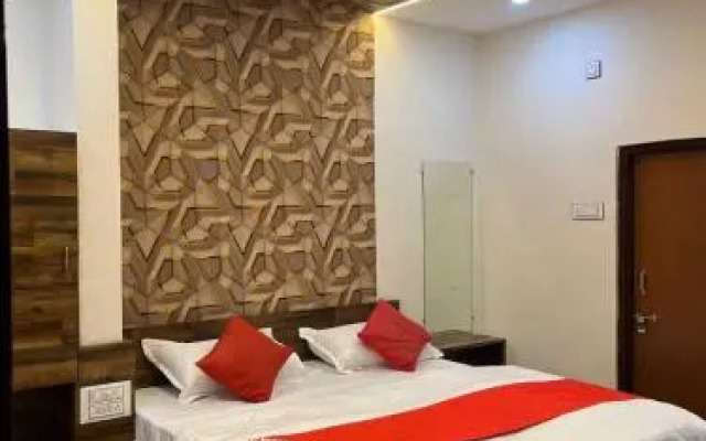 Hotel Pravin Executive by OYO Rooms