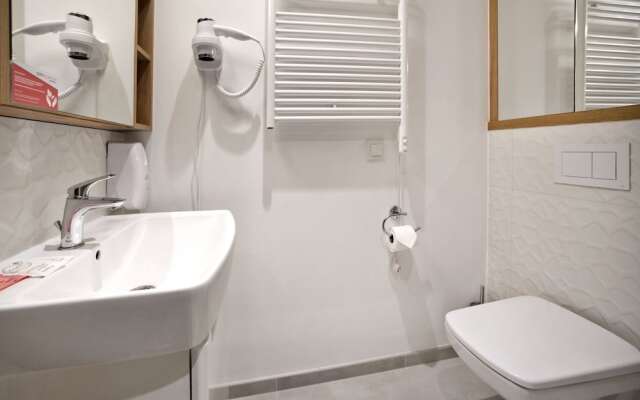 P&O Apartments Wolska Residence 165