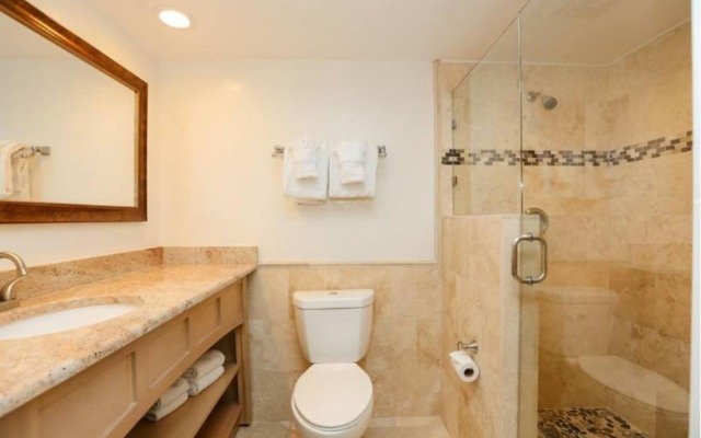 Tween Waters Island Resort & Spa