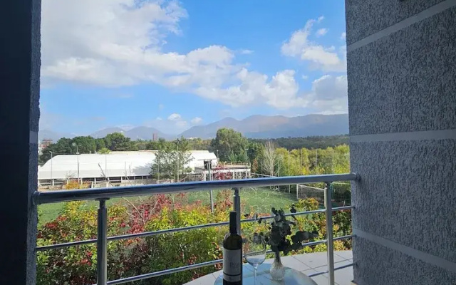 Golden Flower Hotel