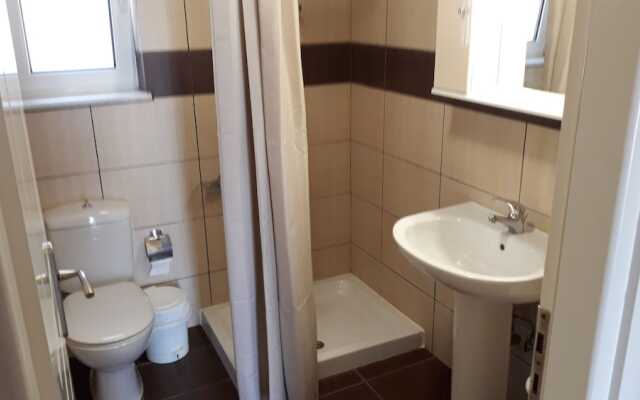 Iros Sea View Apartments