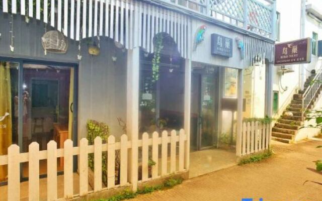 Shenzhen Jiaochangwei Bird's Nest Sea Side Guesthouse