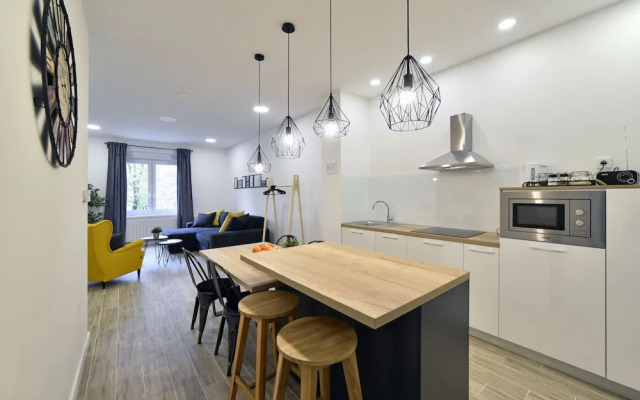 Fishnjak apartments