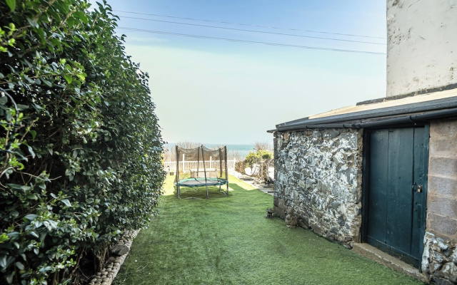 Stunning Sea View Blue Haven in Penmaenmawr