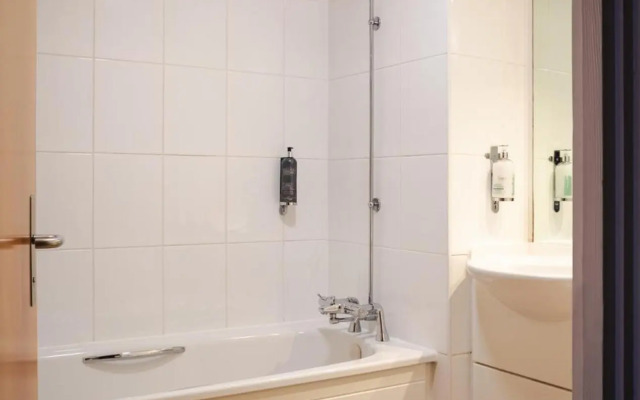 Premier Inn Chesterfield West