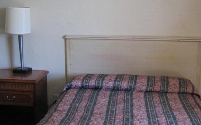 Budget Inn