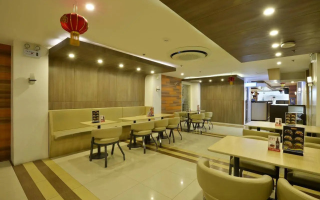 Hotel 99 Monumento Caloocan