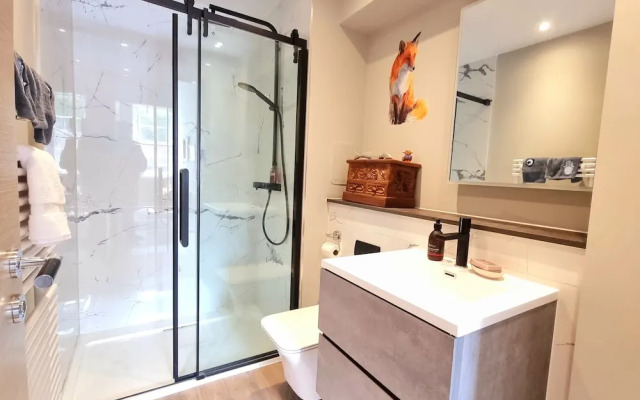 Unique Victorian Apartment in Edinburgh