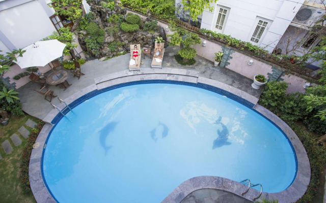 Water Lily Villa